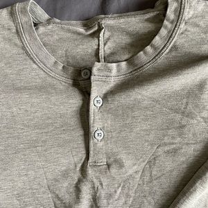 Men’s Grey lululemon Henley